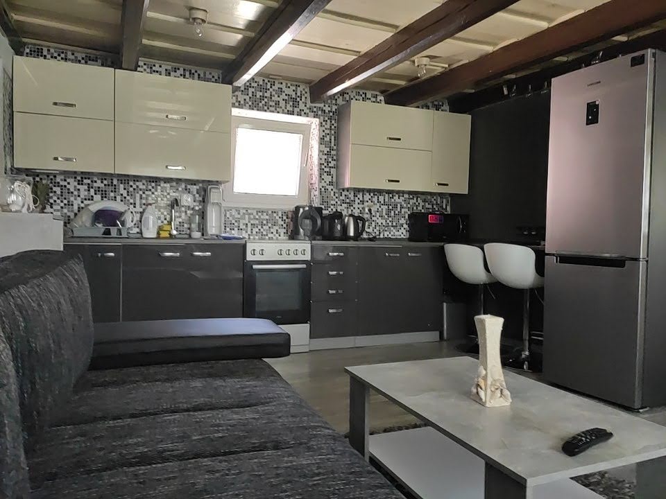 Dom na predaj v obci Vrádište - 2