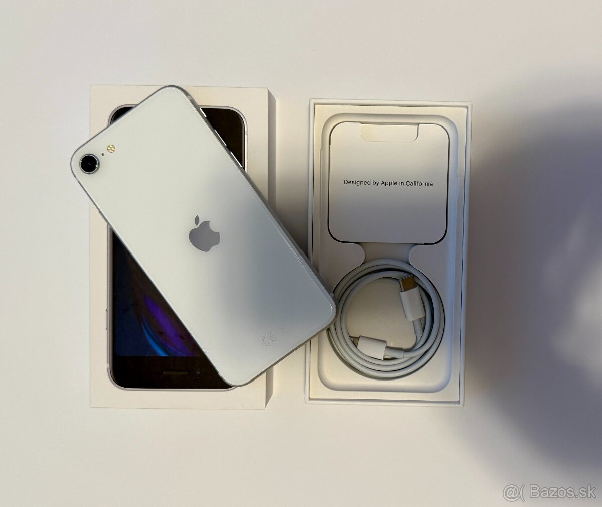 Predám Apple iPhone SE 64GB White (2020) - 2
