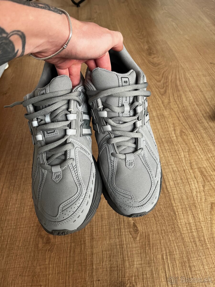 tenisky v dobrom stave. - 2