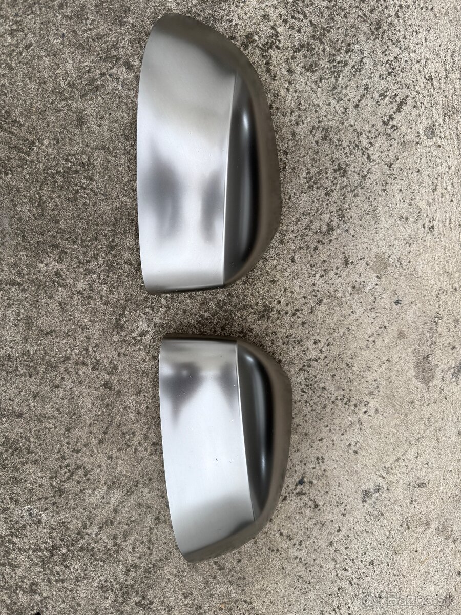 Predám kryty spätných zrkadiel BMW - 2