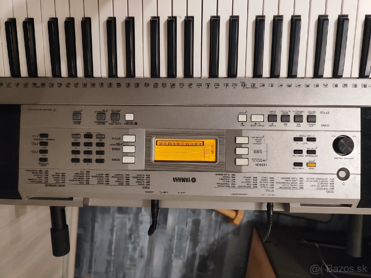 Keyboard Yamaha e353 - 2