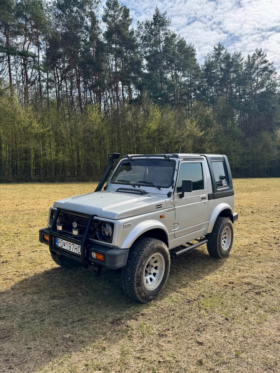 Suzuki Samurai - 2