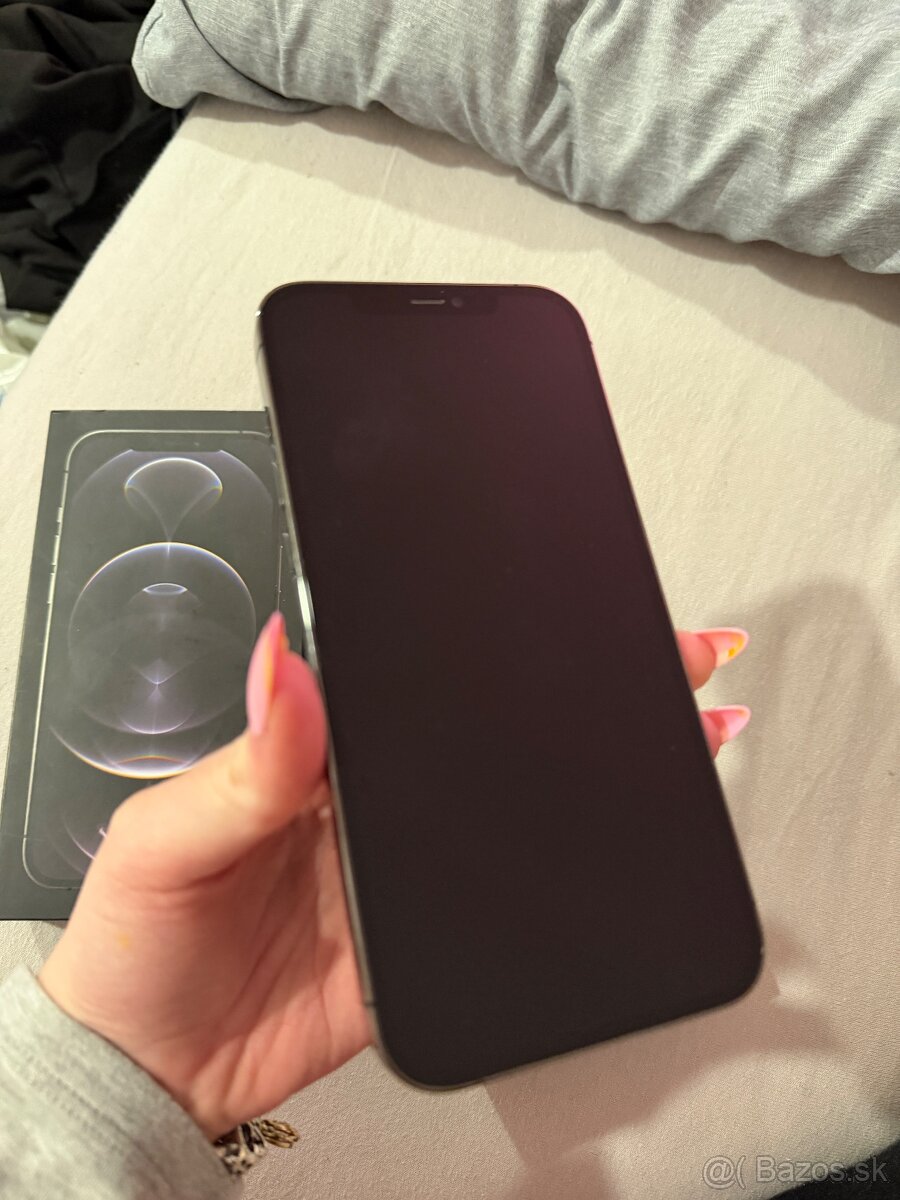 iphone 12 pro max s pamäťou 256 gb - 2