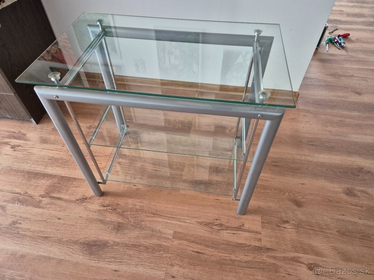 Predám stolik pod TV - 2