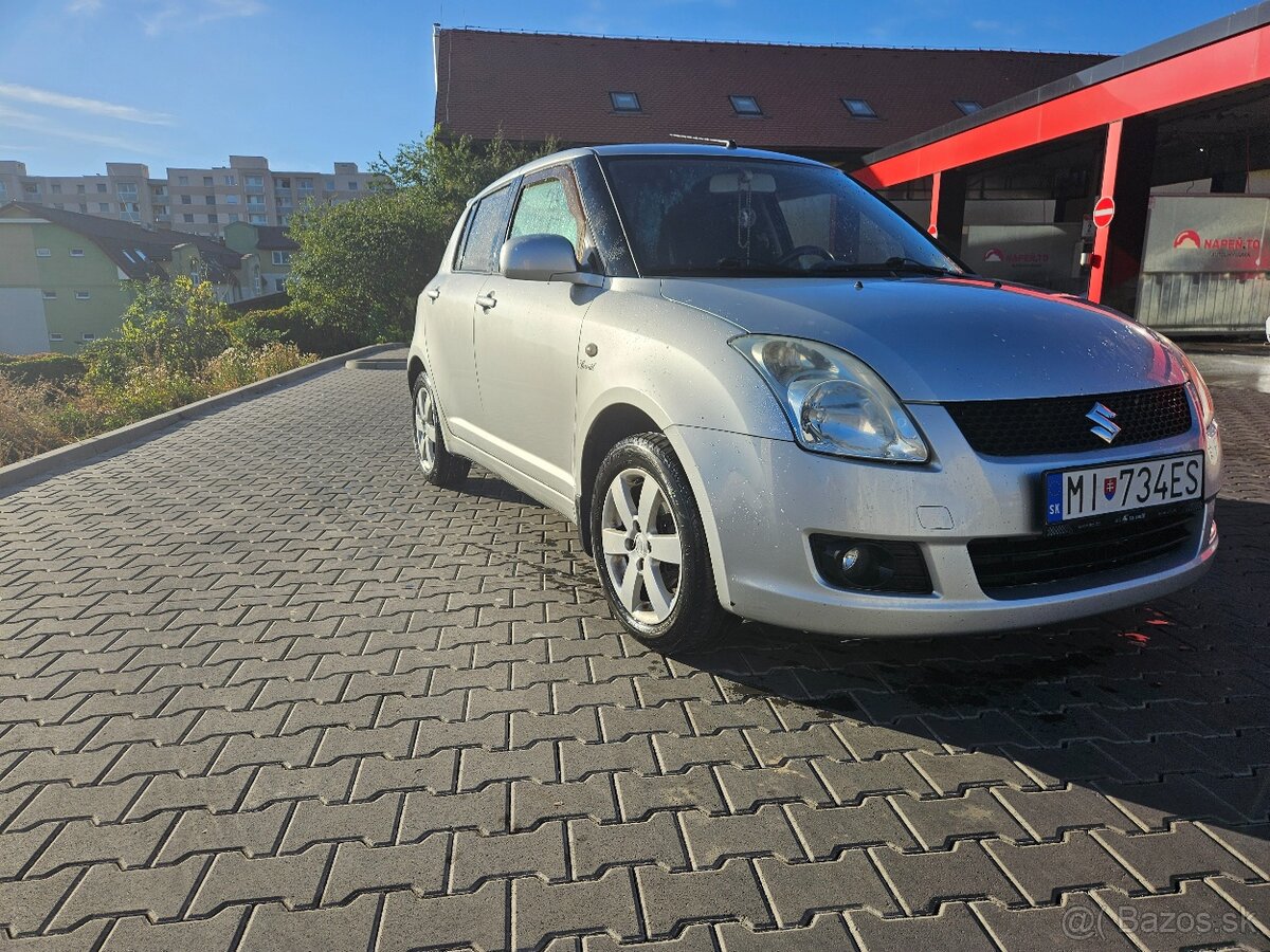 Suzuki swift - 2