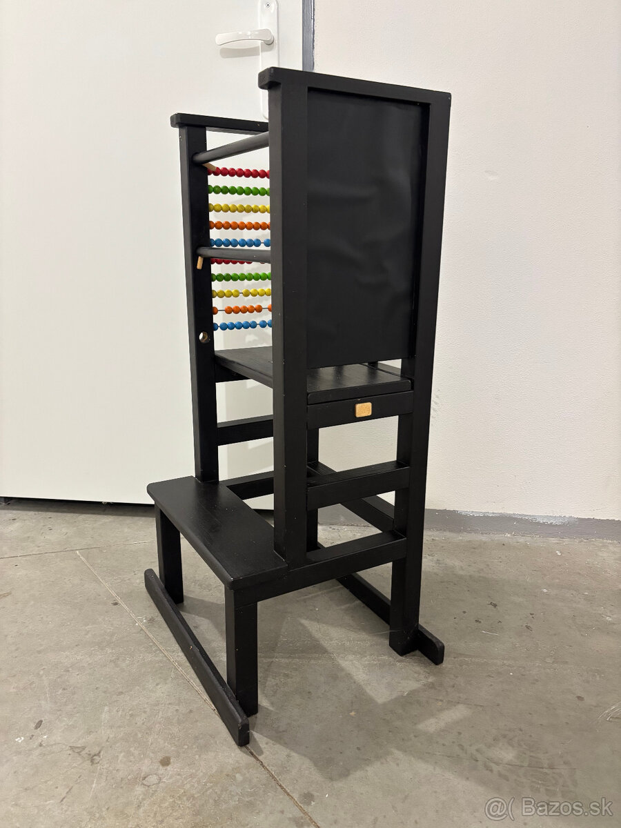 Rastúca učiaca veža - 2