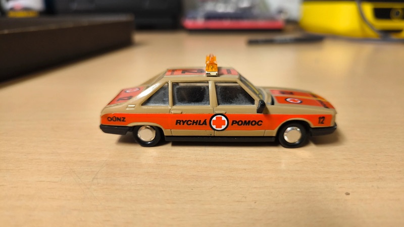 Tatra 623 Rychlá Pomoc 1:48 - 2