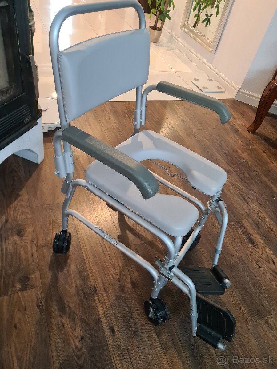 Sprchovací vozík Nový - 2