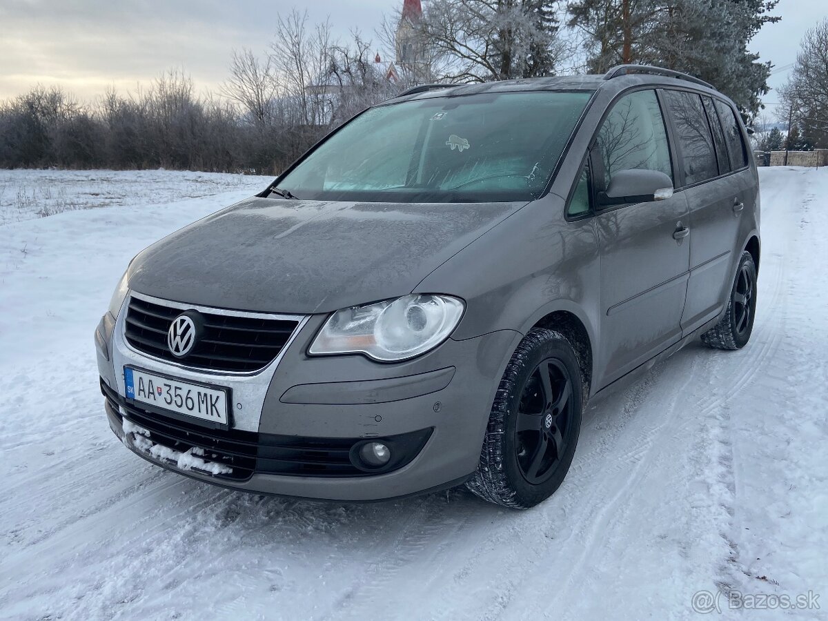 Predám Volkswagen Touran - 2