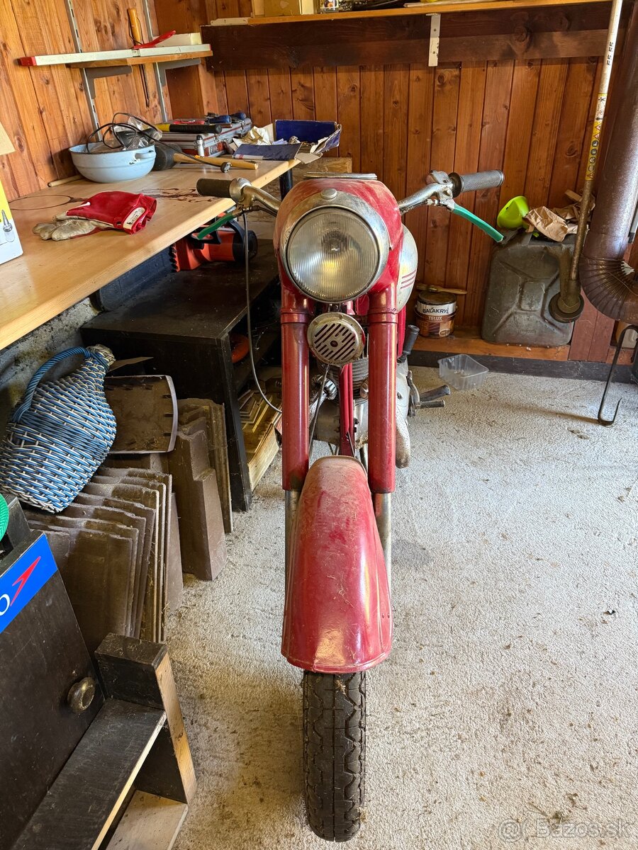 Jawa 250 - 2