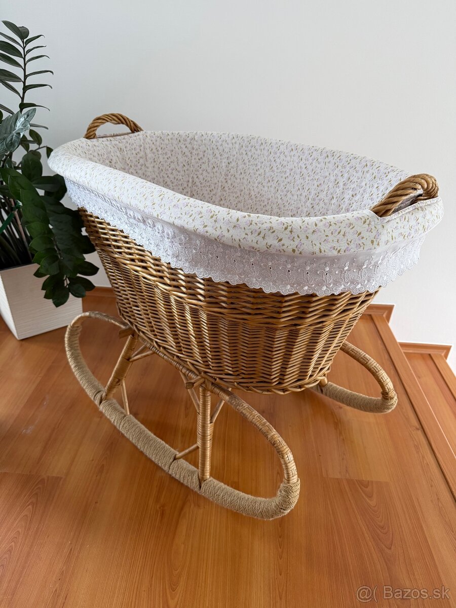 Postieľka - hojdacia kolíska - 2