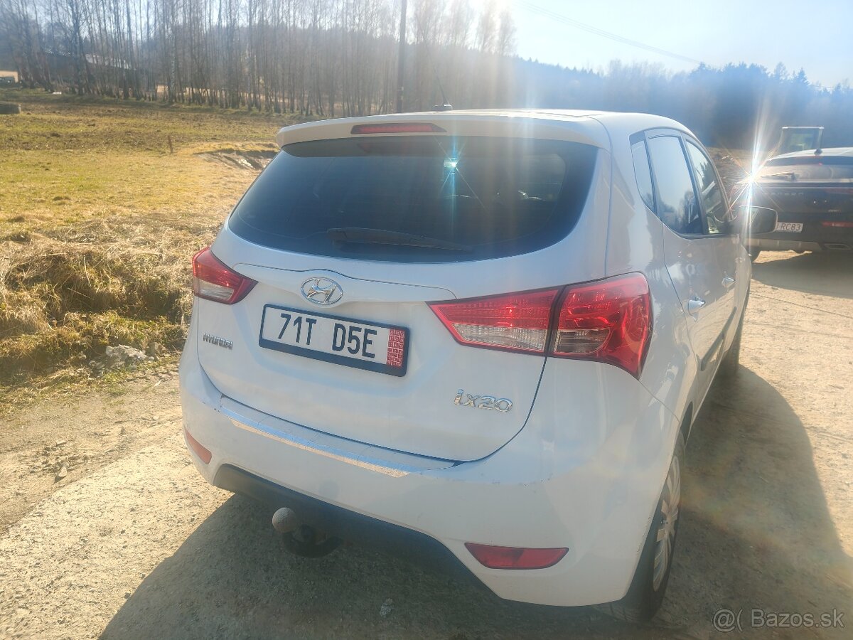Hyundai ix20 - 2