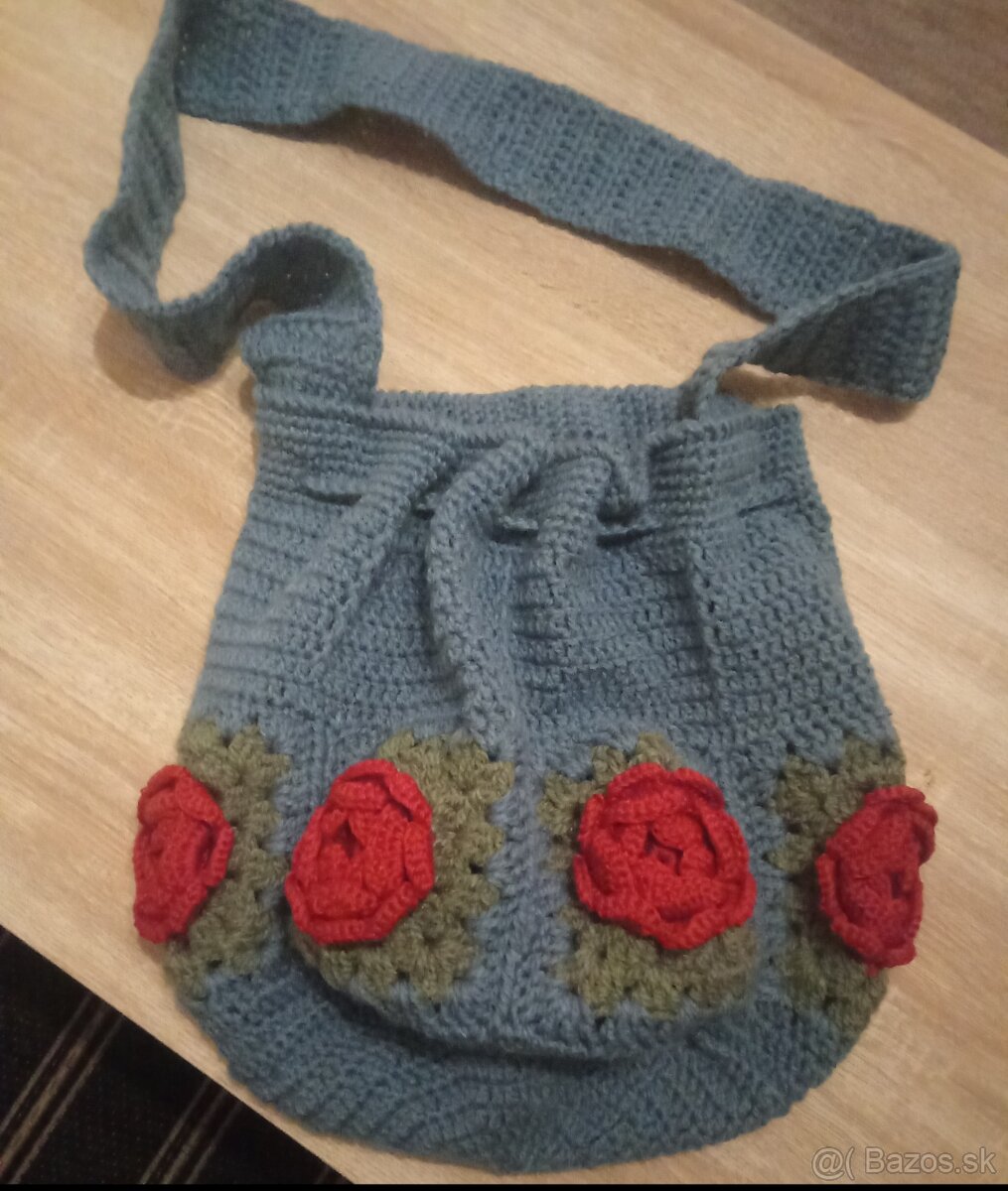 Háčkovaná kabelka - 2