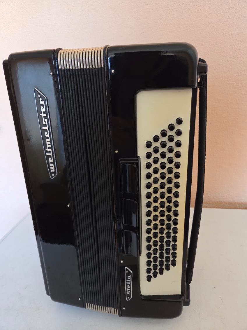 Predám akordeón Weltmeister - 2