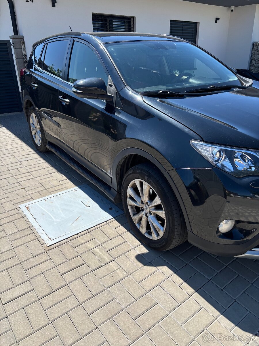 TOYOTA RAV4 4x4 automat - 2