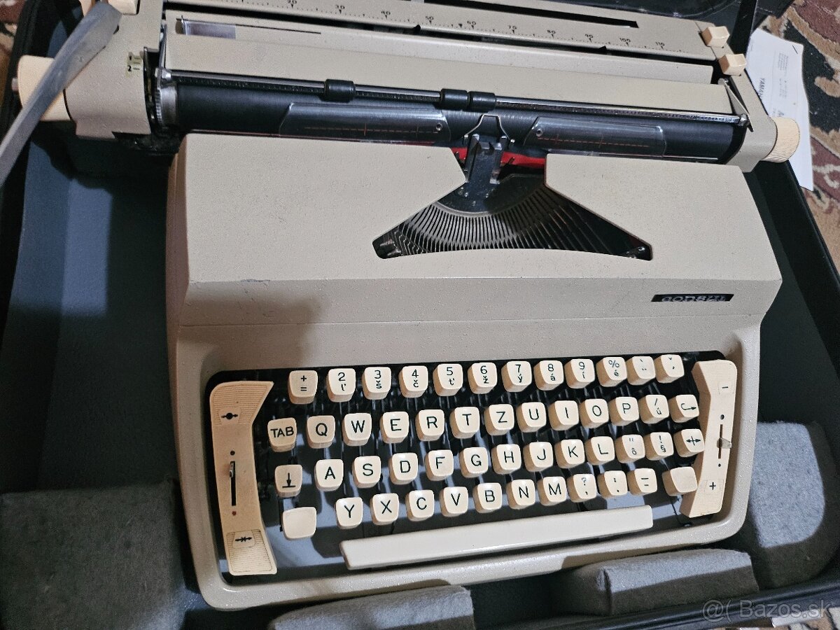 Retro písací stroj Consul s kufríkom – Československo - 2