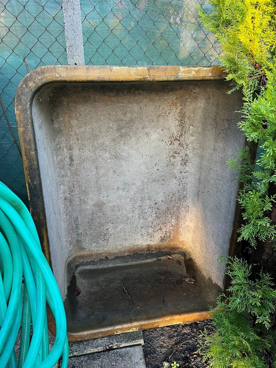 Plastová nádrž - 600litrov - 2