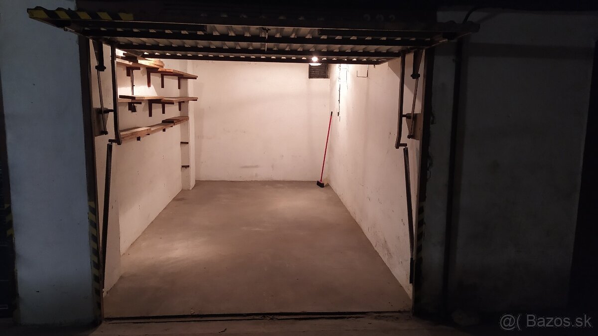 Prenajom garaze v Petrzalke - 2