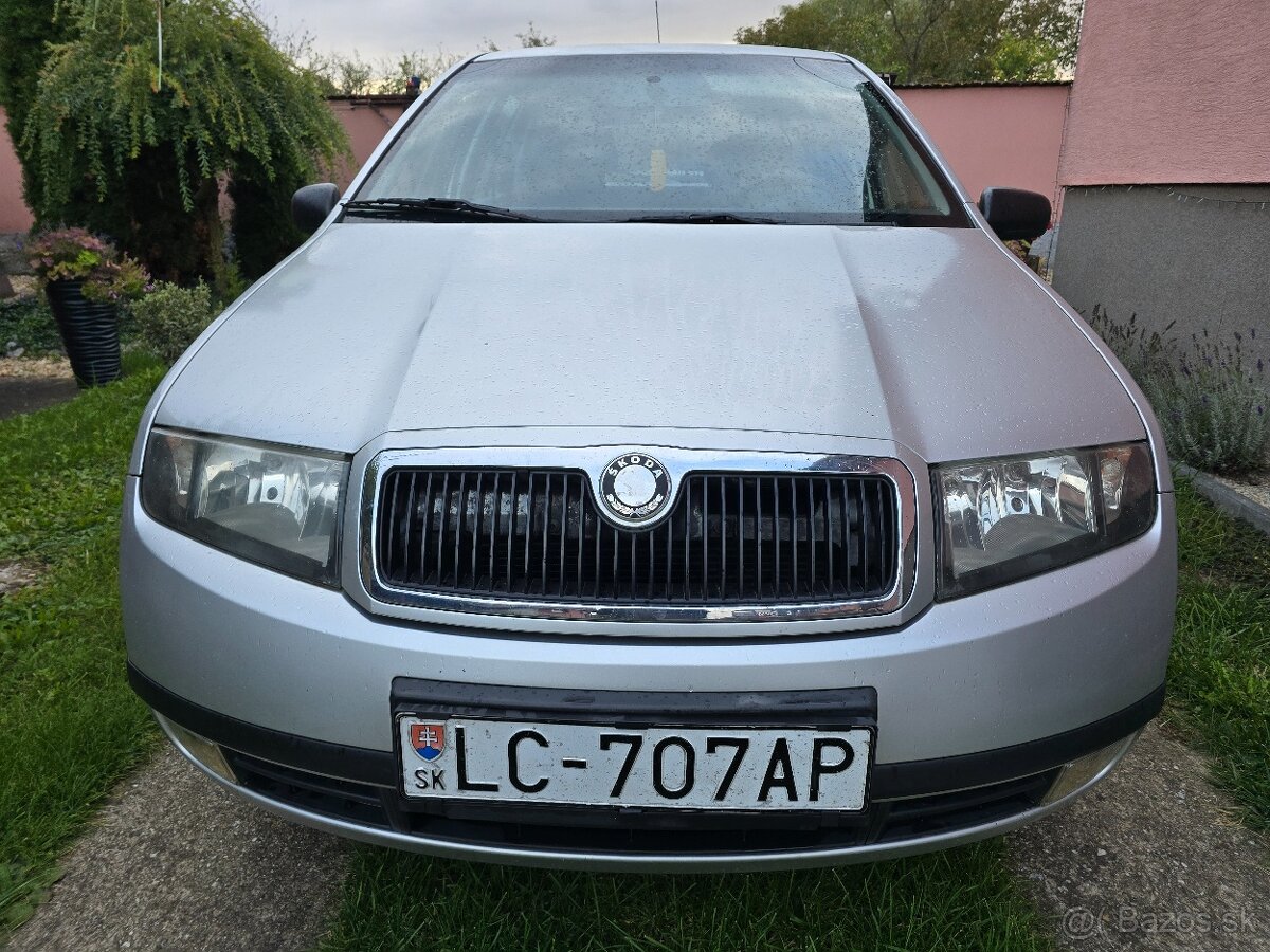 Skoda fabia 1.2 htp rok 2003 47 kw,Tažne - 2