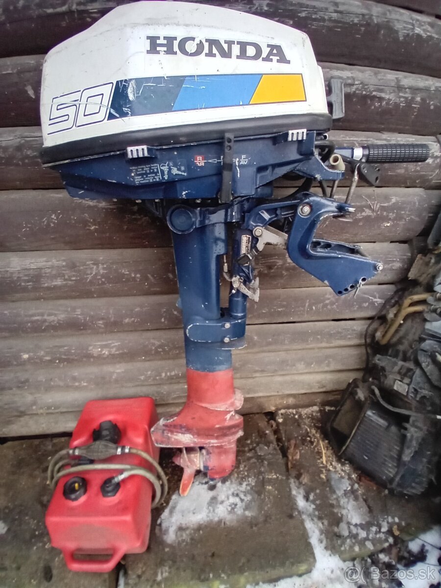 Honda lodný motor - 2