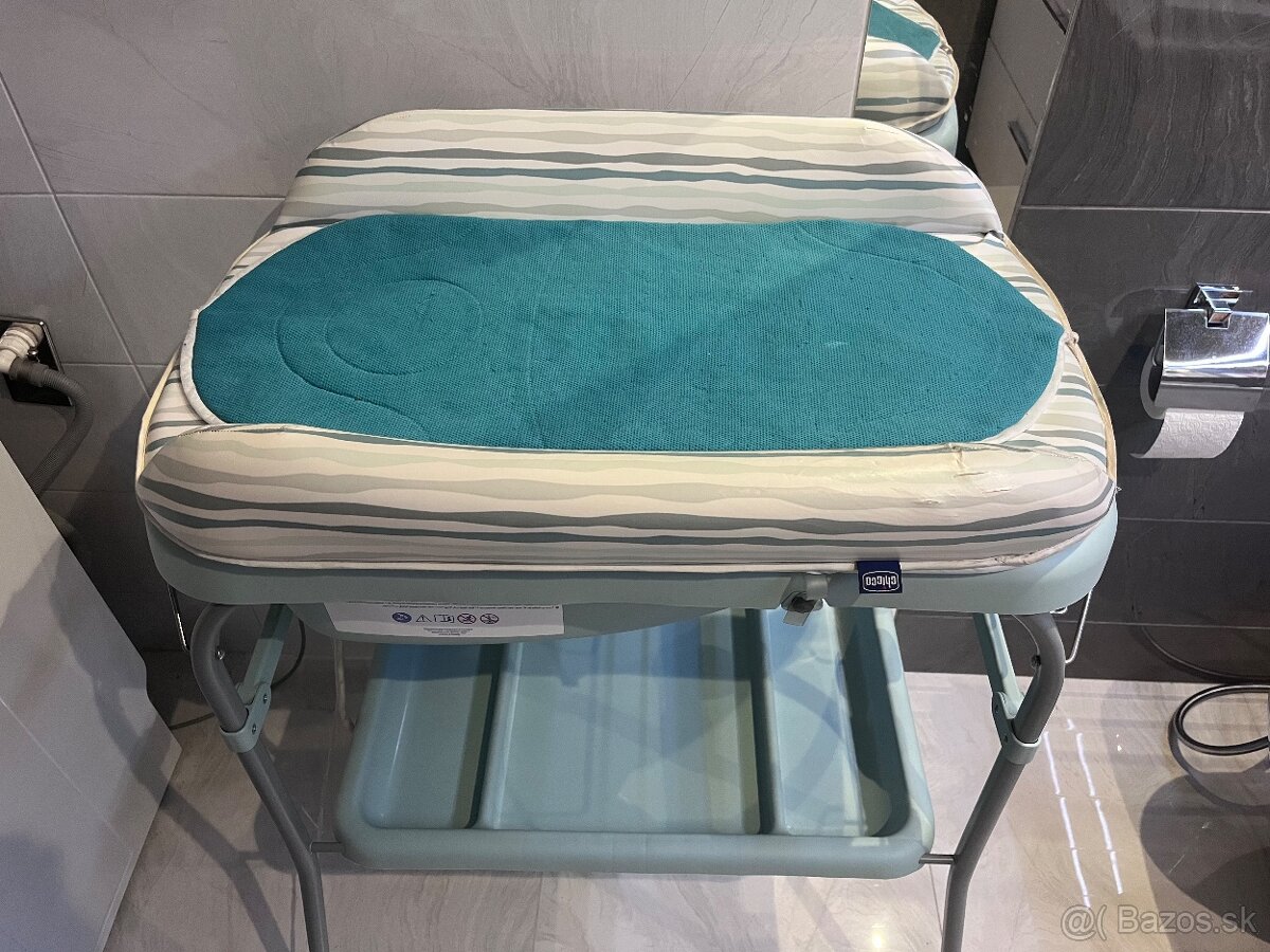 Prebaľovací pult s vaničkou Chicco - 2
