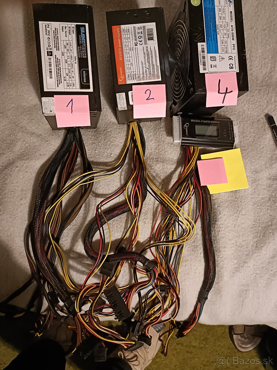 Predám zdroje do PC, konektory aj pre grafiky: - 2