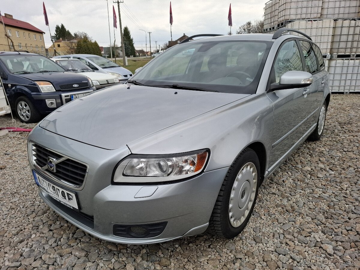 Volvo V50 1.8i kombi, integrované dětské sedačky - 2