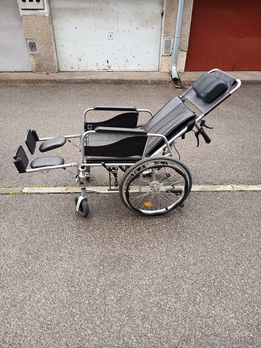 Polohovatelny invalidný vozik - 2