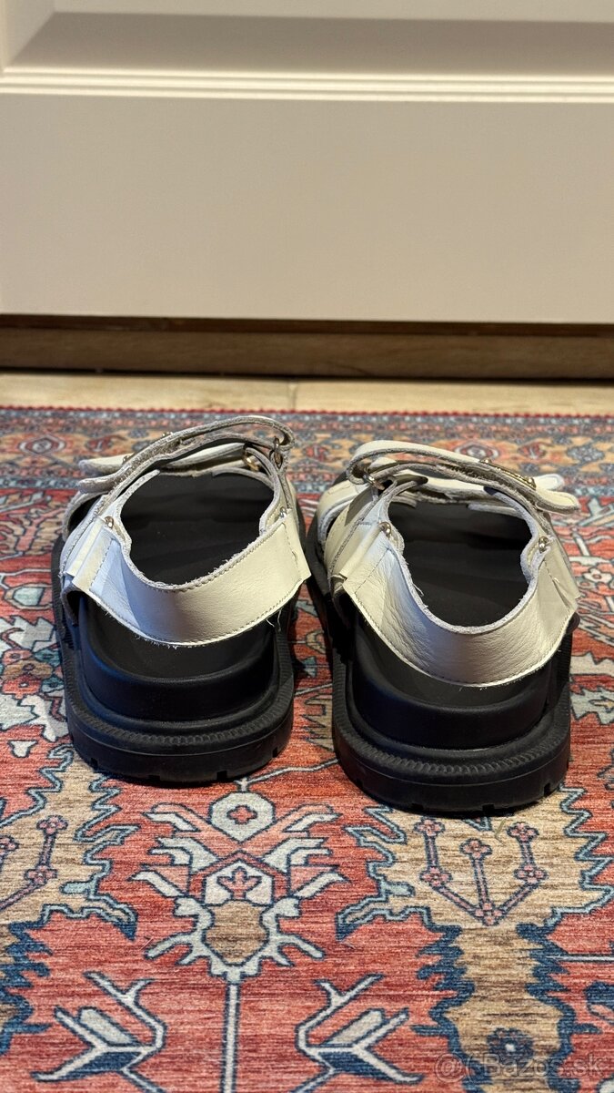 Predam kožane sandale - 2