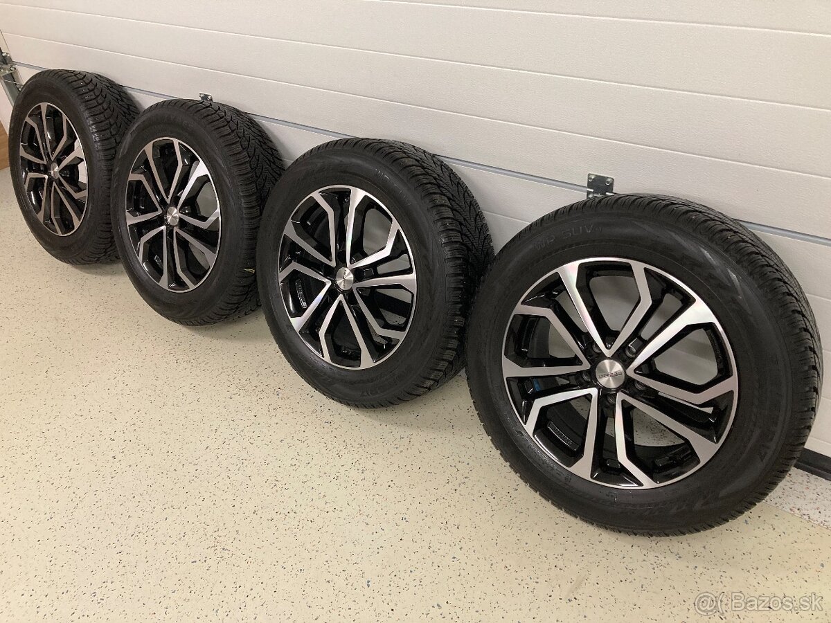 Zimna sada 5x114,3 7J ET43,5 215/65 R17 - 2