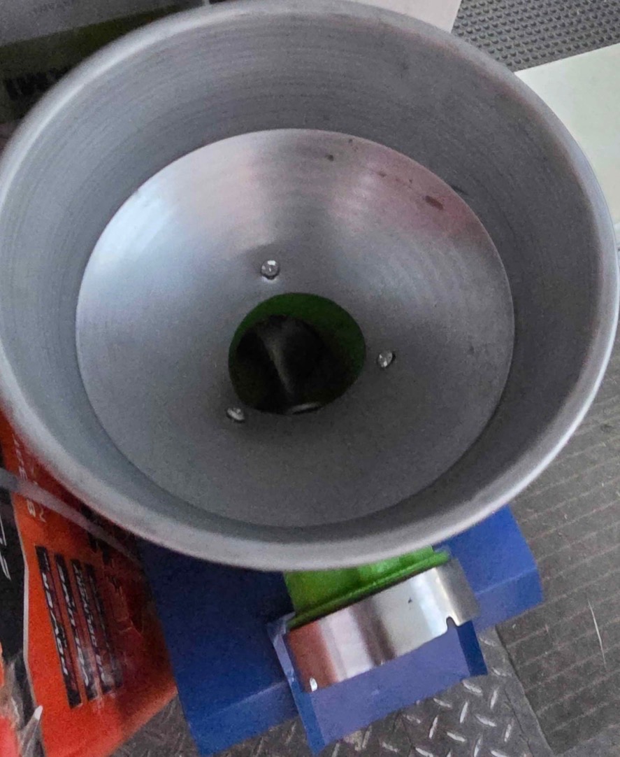 32 Elektricky mlyncek na maso - 2