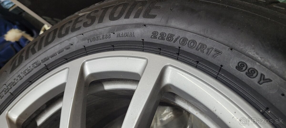 225/60 R17 99Y Letné Bridgestone 17"Audi hlinik.disky - 2