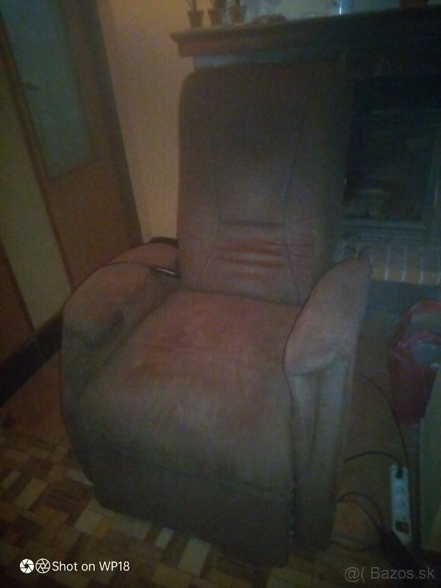 Masazne Kreslo elektricke - 2