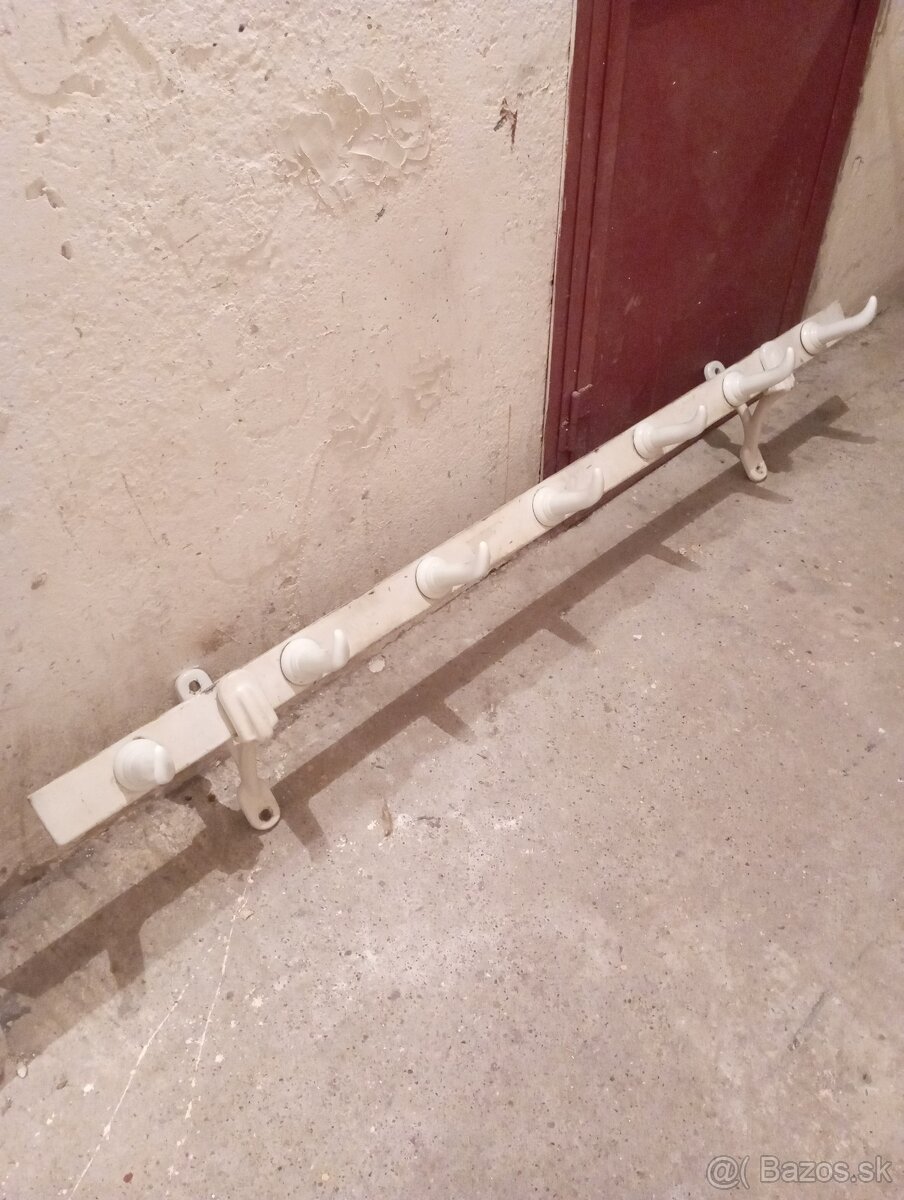 Starožitné mäsiarske háky. Vešiaky - 2