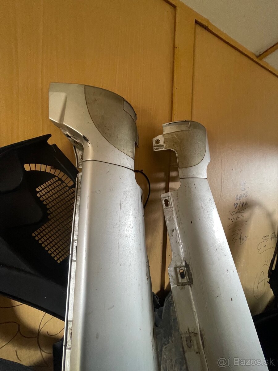 Audi a8d3 plastové podbehy - 2