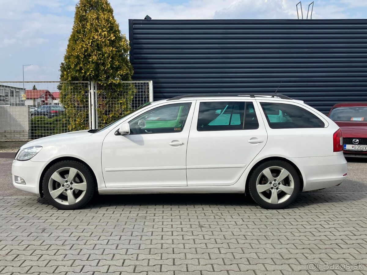 Škoda Octavia Combi 1.4 TSI 90 kW Elegance DSG - 2
