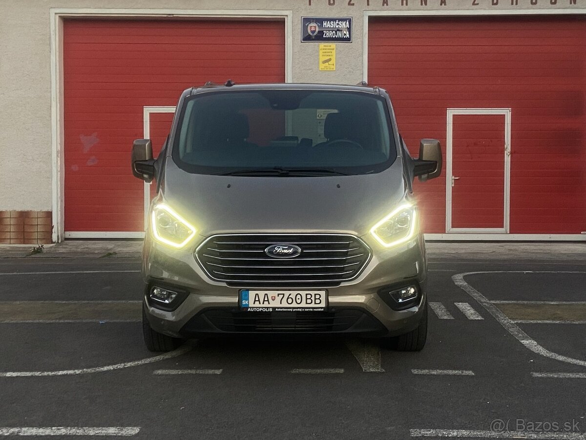 Ford Tourneo Custom 2.0 TDCi 170 Family L2 A/T - 2