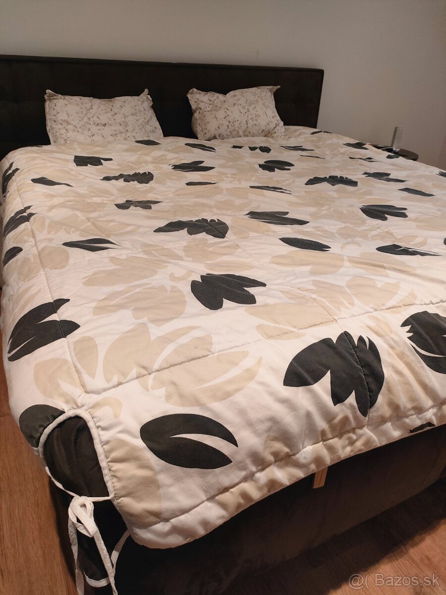 Manželská čalúnená posteľ za symbolickú cenu - 2