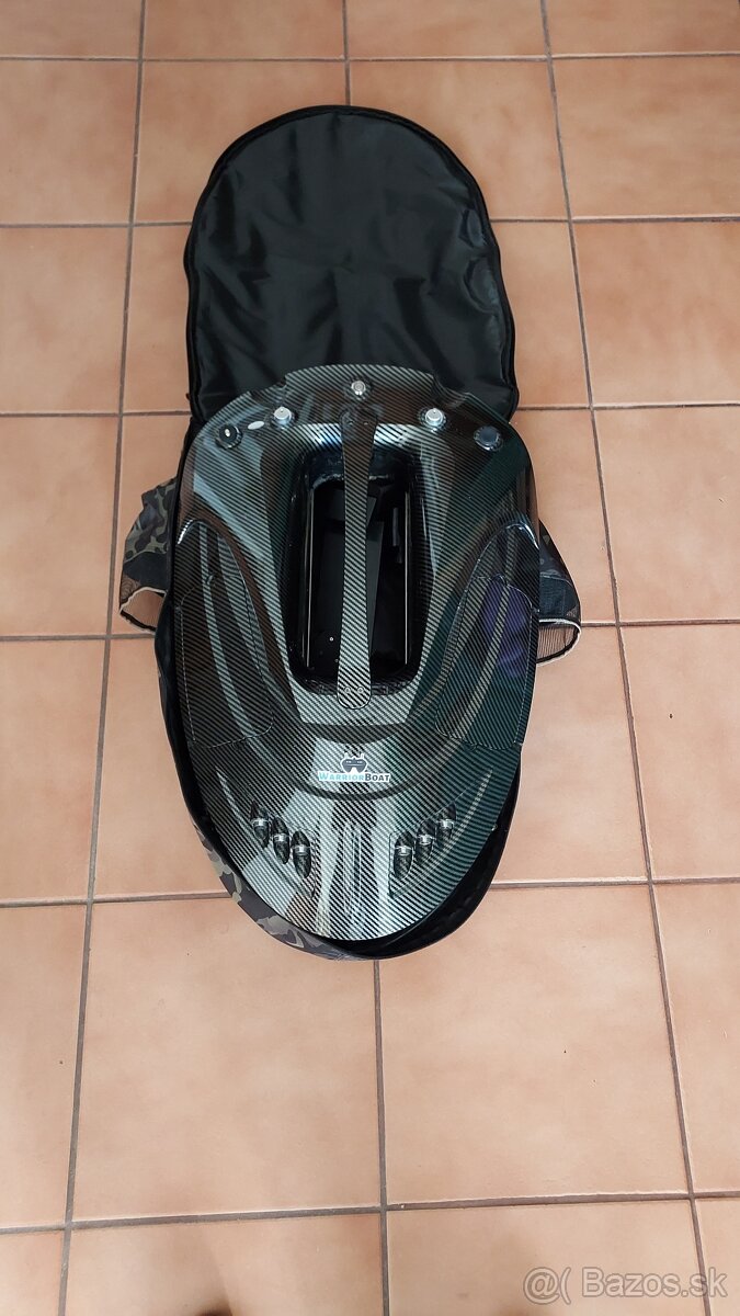 Zavážacia loďka s GPS - 2