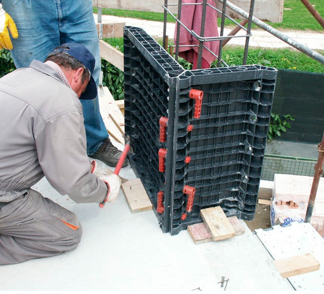 Prenajom pohľadoveho stlpoveho debnenia - 2