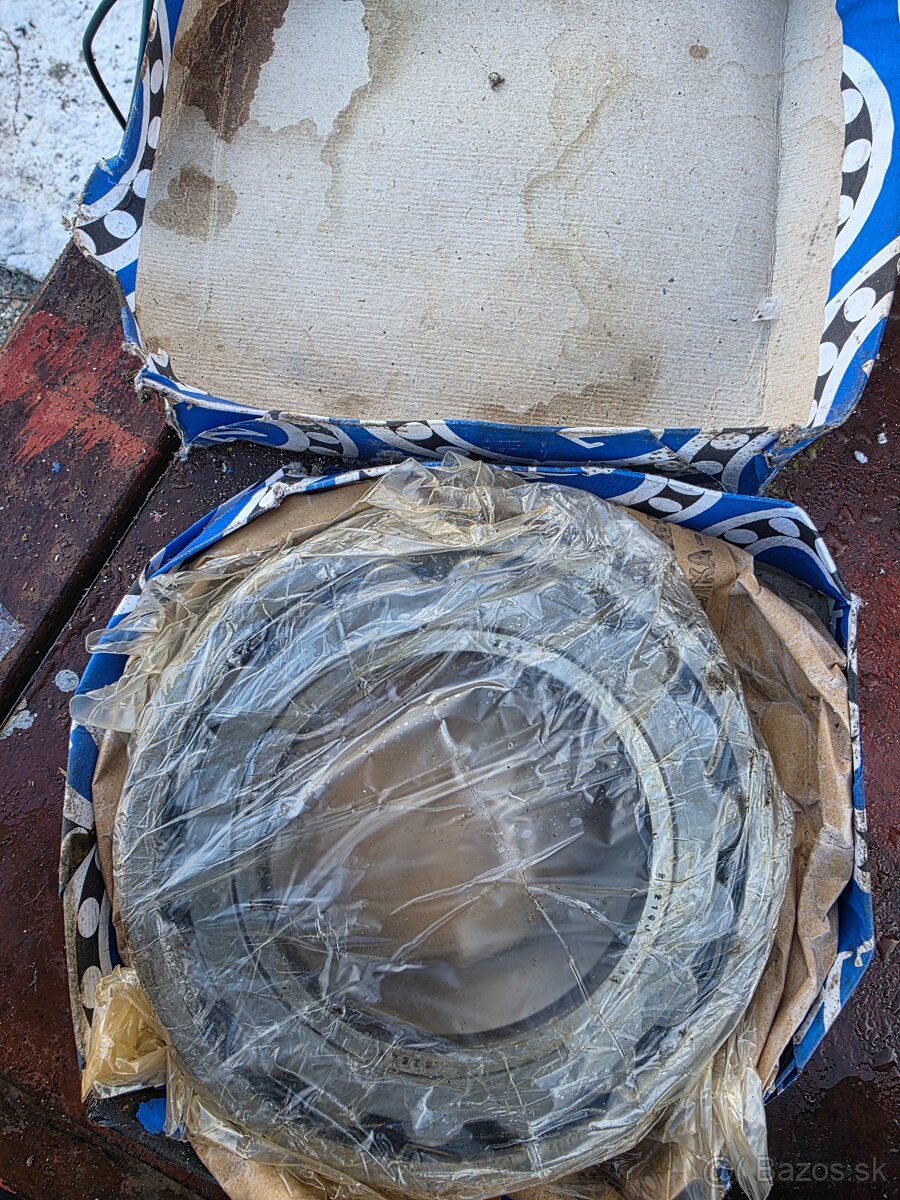 Ložisko ZKL 22218 W33J - 2