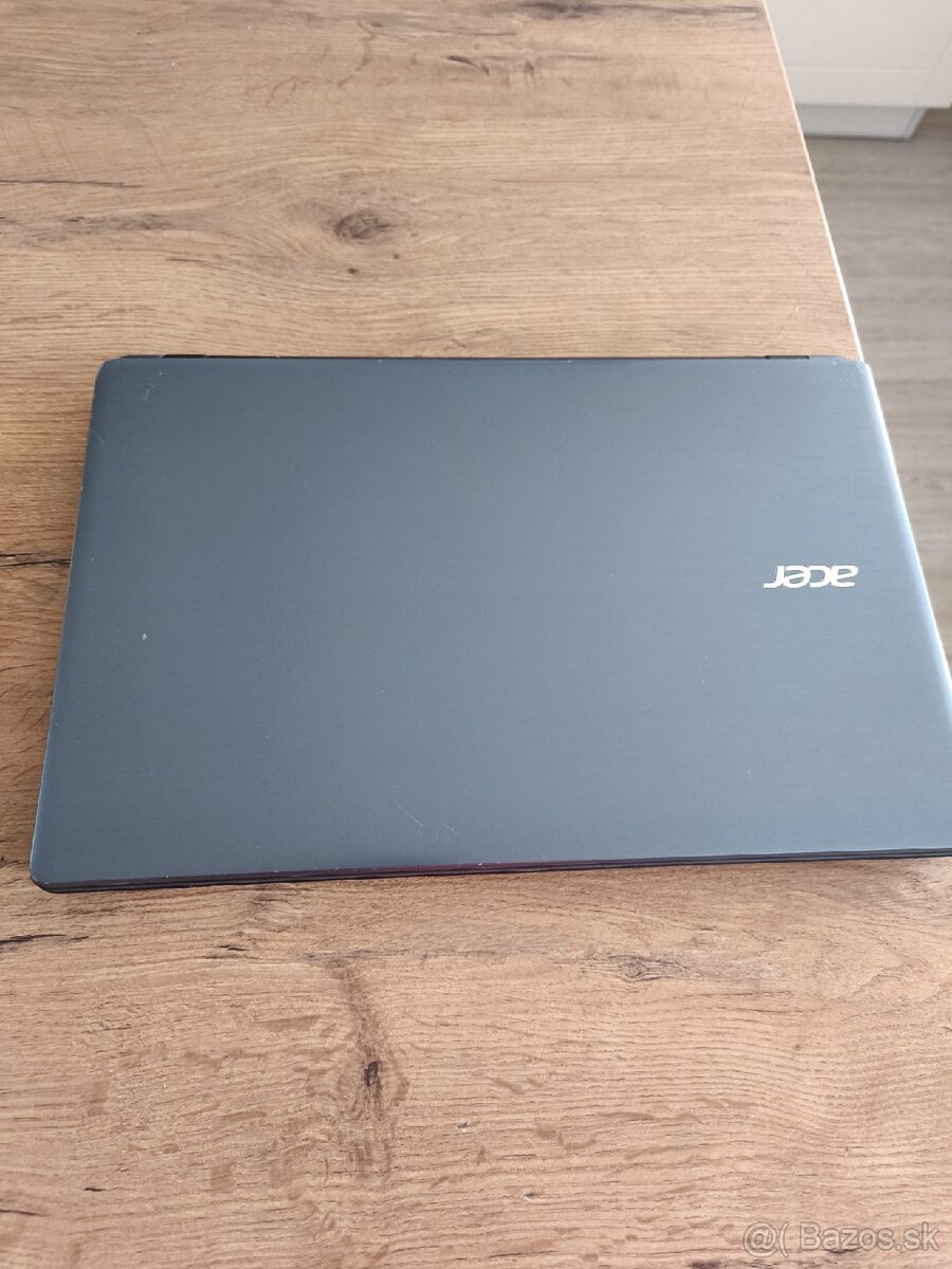 Notebook Acer e5-571, Intel i3,15,6" - 2