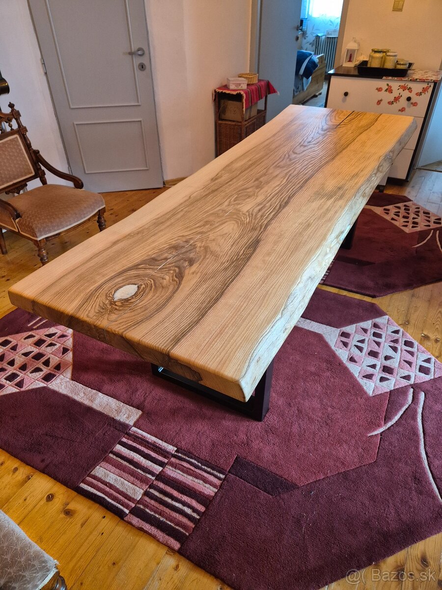 Masívny jedálenský stôl Nový - 2
