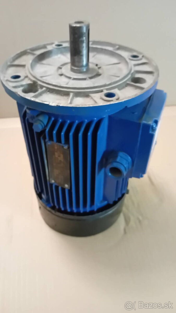 1.1kW elektrický motor - 2