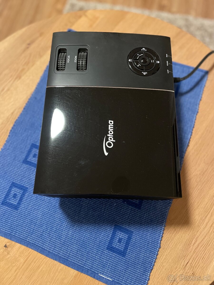 Projektor/ optoma ep761 - 2