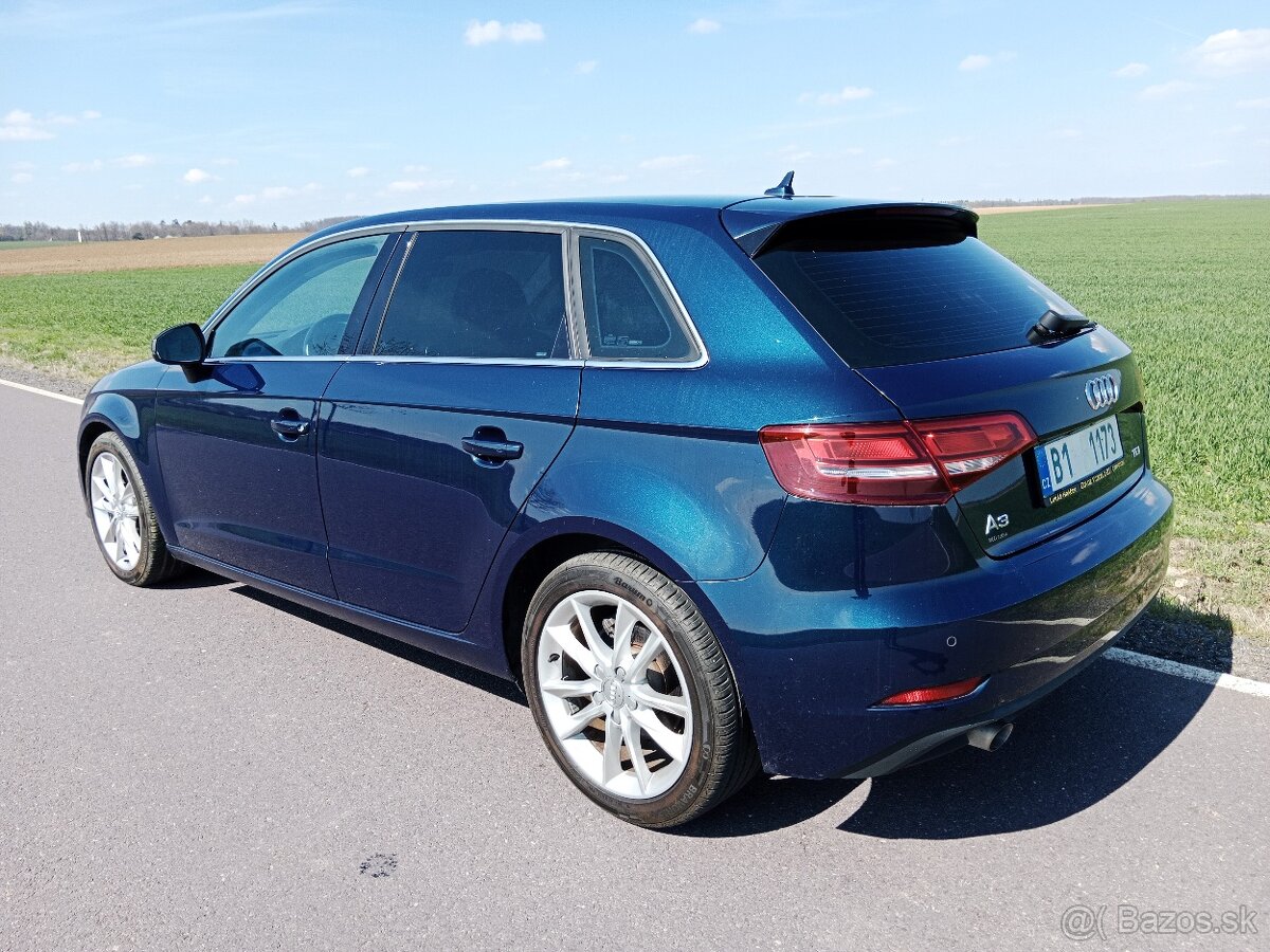 Audi A3 Sportback 1.6TDI - FACELIFT , Virtual , MANUÁL - 2