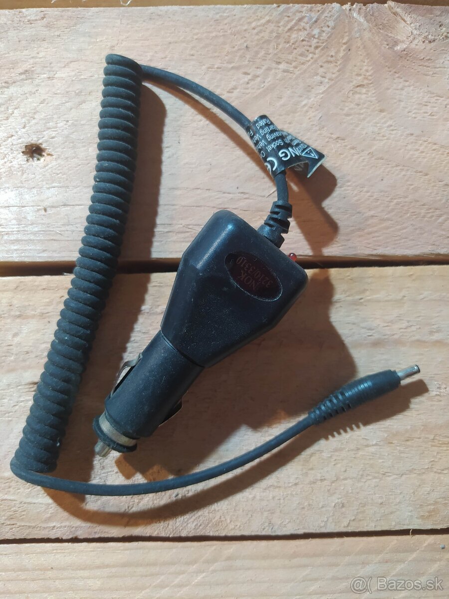 Predam retro nabijacku do auta pre Nokia 3310 - 2