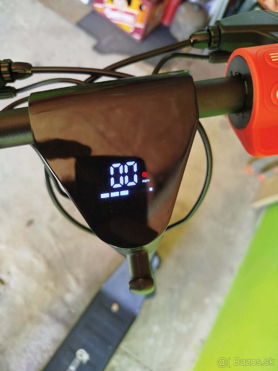 Predám Elektro kolobežku 500w - 2