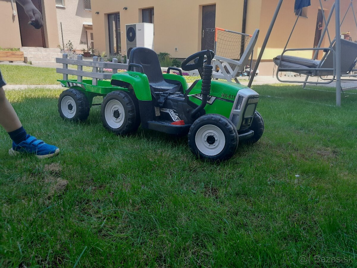 Predam detsky traktor - 2