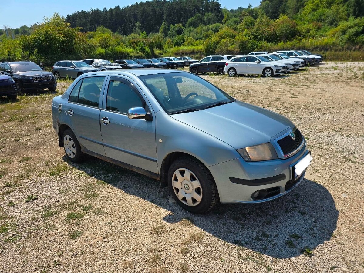 Škoda Fabia Sedan - 2